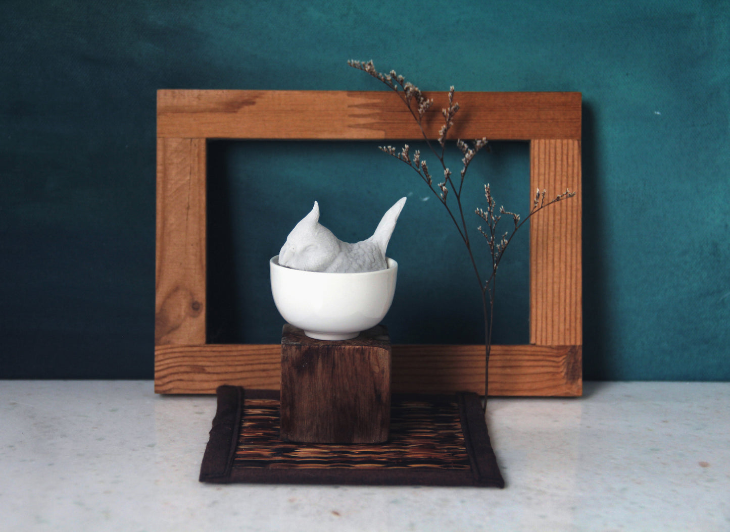 Cockatiel in Teacup Figurine - Model Kit