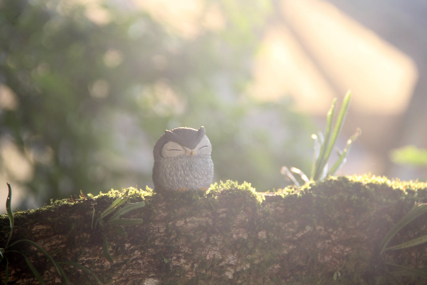 Owl Figurine - Gray